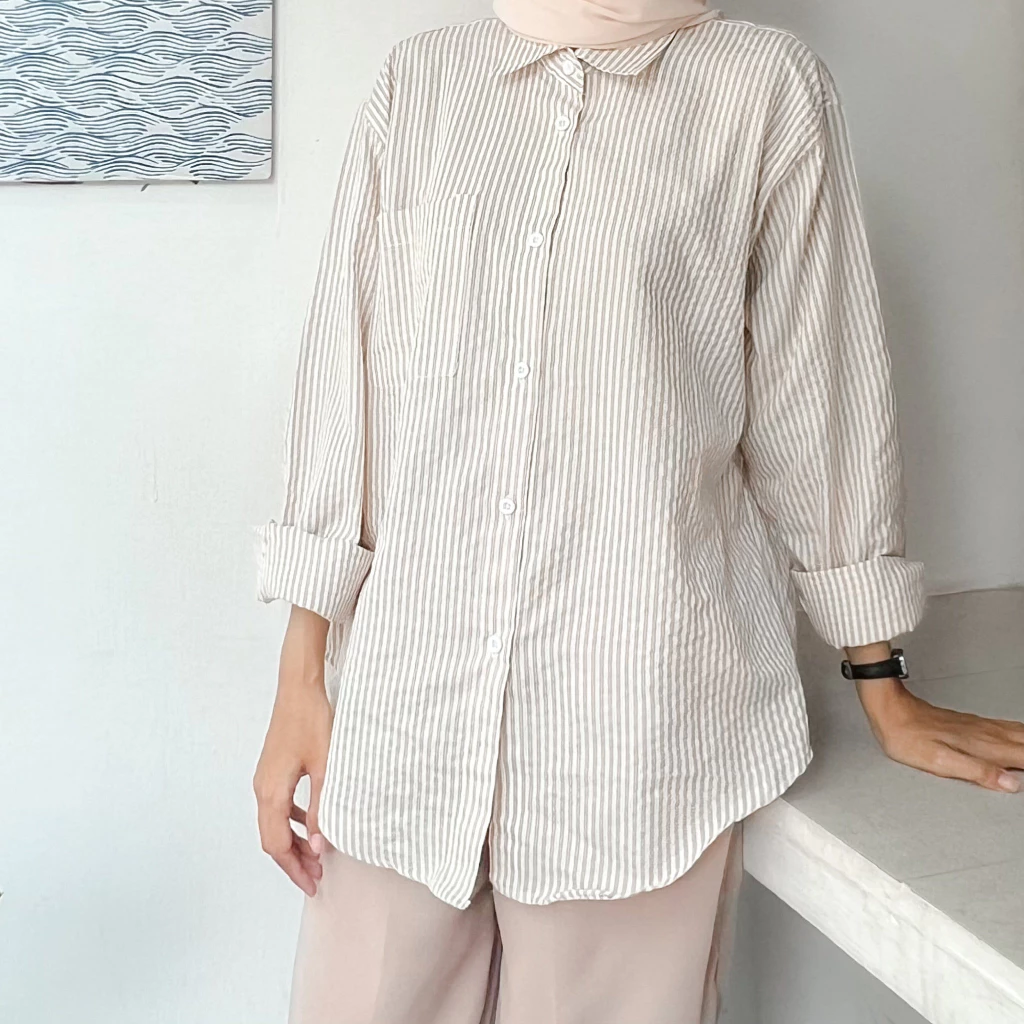 5 Inspirasi Outfit Ngopi Bareng Bestie