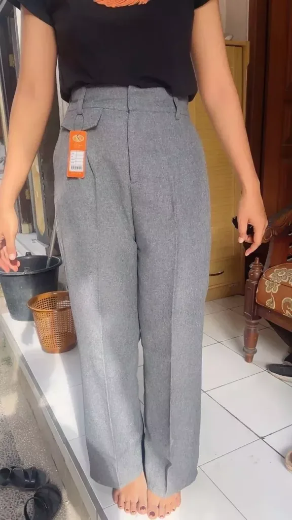 ORO PANTS: Celana Kerja Wanita Highwaist yang Nyaman dan Stylish 2025